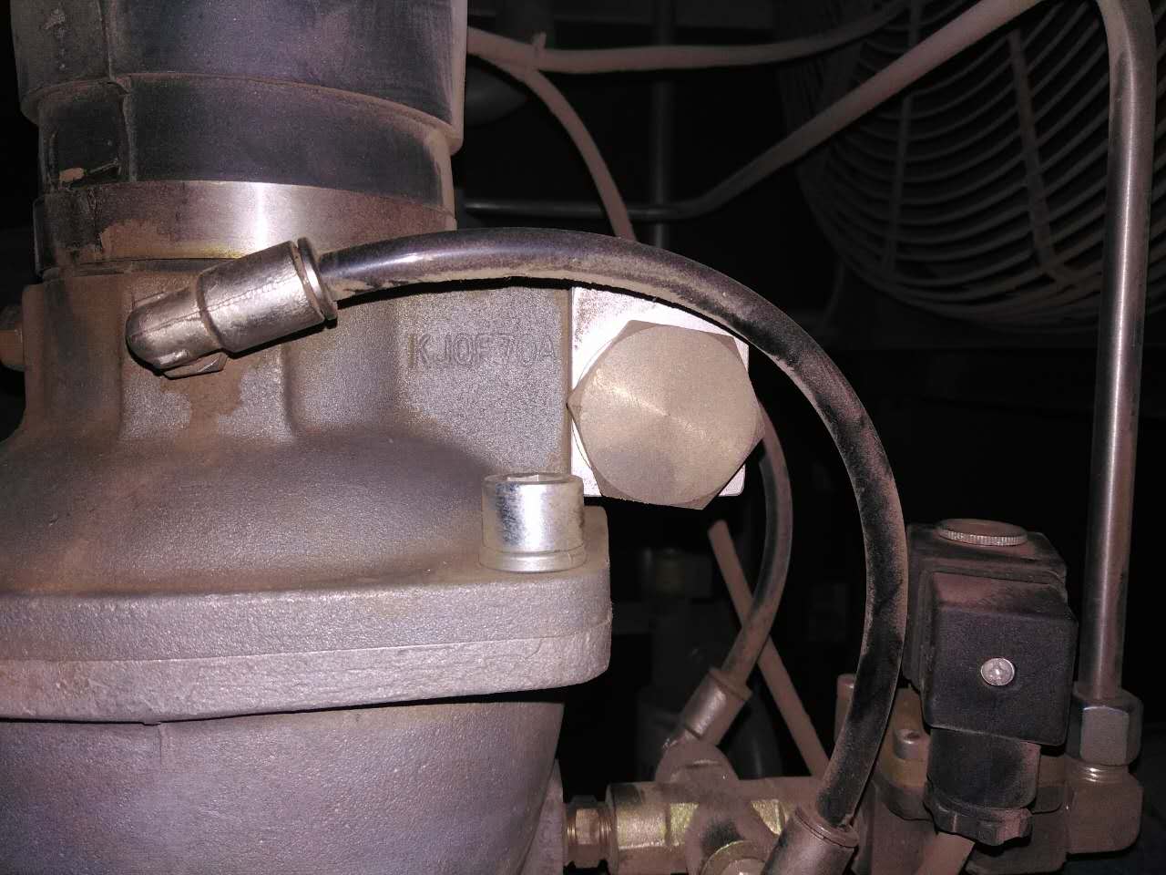 三明機(jī)械廠進(jìn)氣閥維修